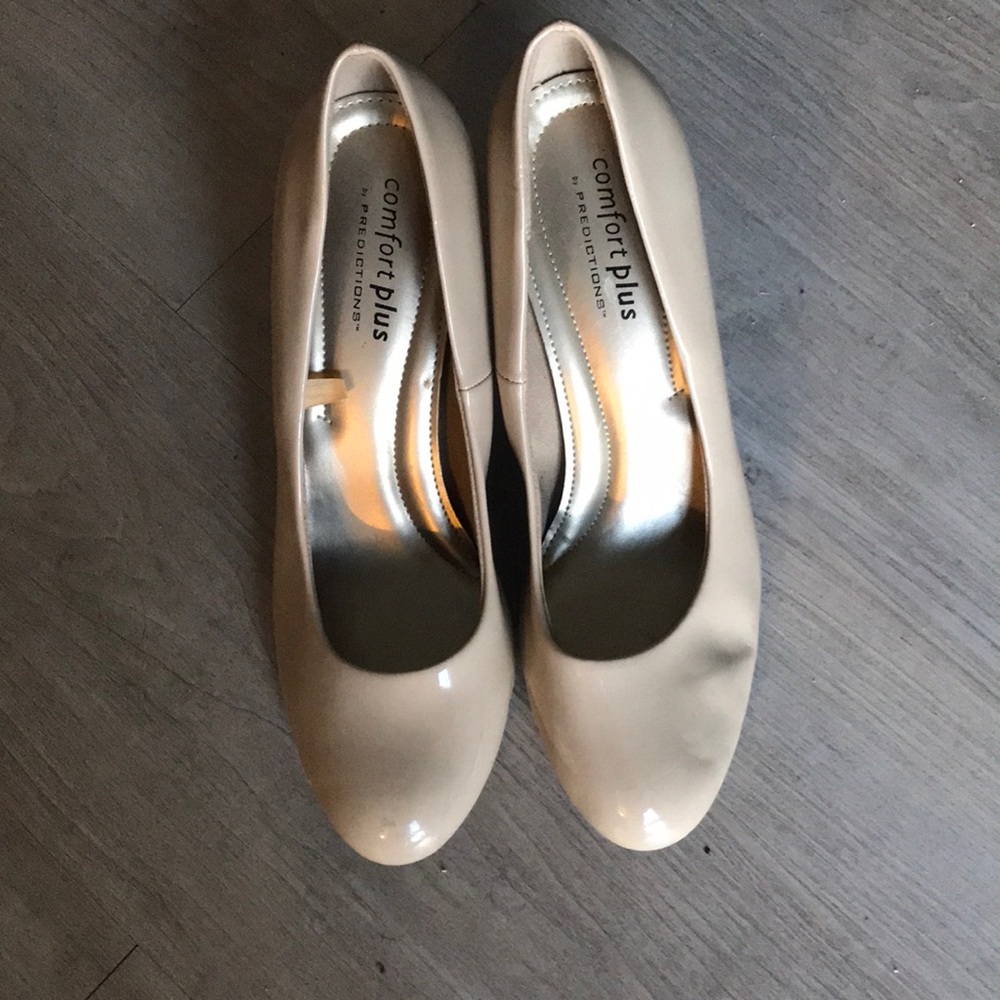 🎉 4/$20 Beige heels